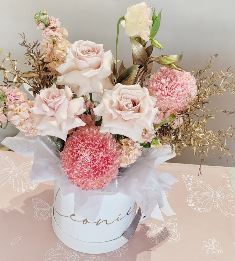 Premium and luxurious Personalised Hatbox