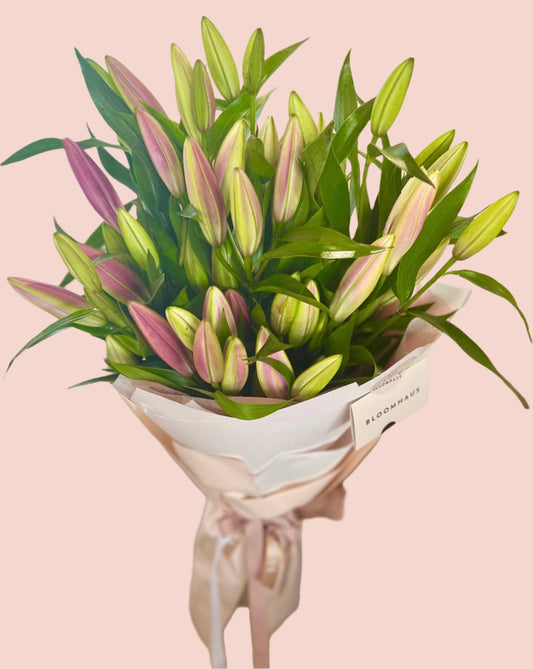 BLOOMHAUS MELBOURNE Flower arrangement Lillies En Mass