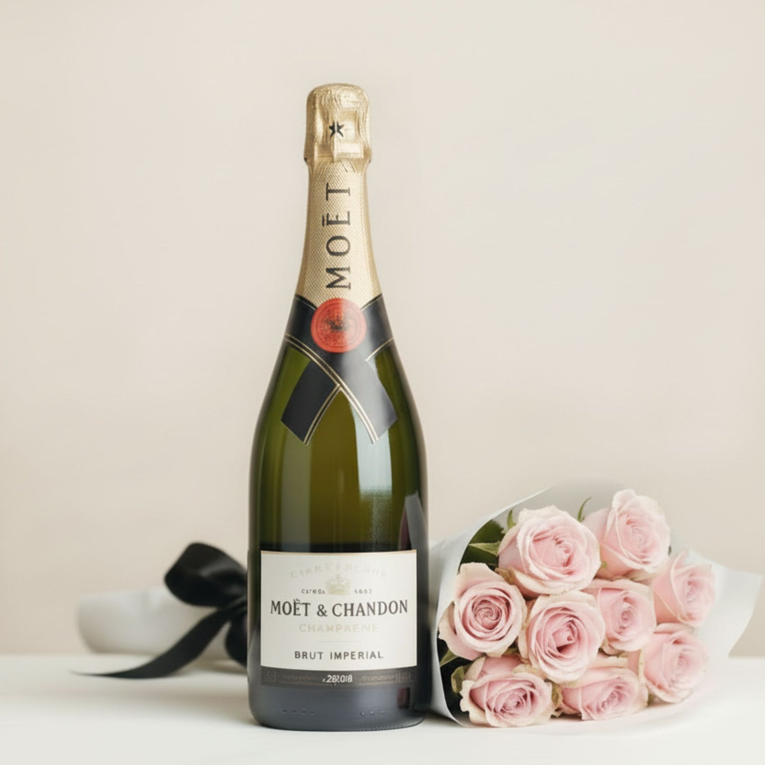 BLOOMHAUS MELBOURNE Flowers > roses Classic Valentine’s Roses with Champagne