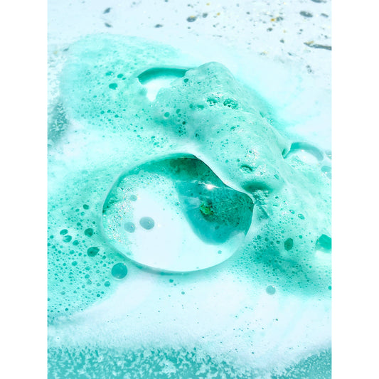Summer Salt Body Crystal Bath Bomb - Aquamarine - Lemongrass