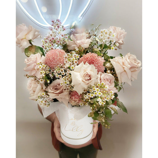 BLOOMHAUS MELBOURNE Gola - Gorgeous Flowers in a Personalised Hatbox